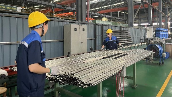 新能源電池行業(yè)不銹鋼管選擇！
