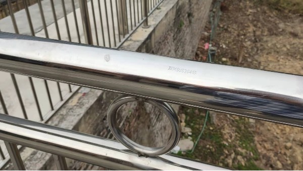 建筑工程用不銹鋼管規(guī)格厚度如何挑選？